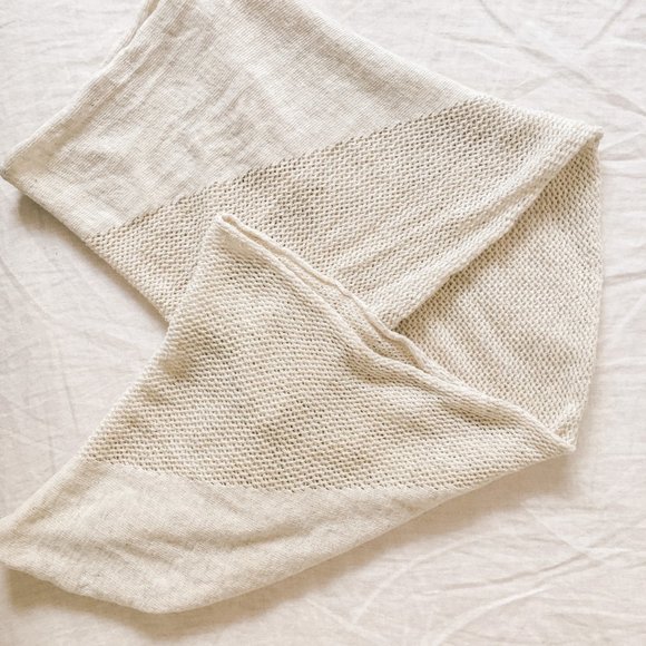 Roots Scarf - Picture 3 of 3